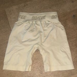 Bo & Tee biker shorts